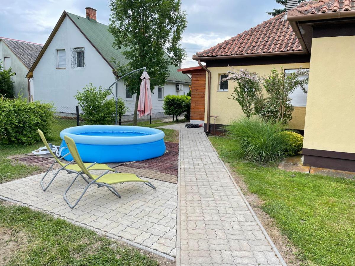 Ágnes Nyaralóház Balatonmáriafürdő Exterior foto